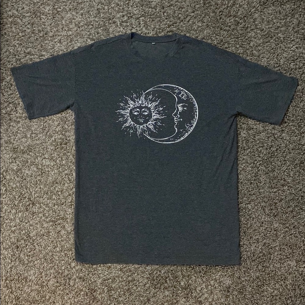 Gray Sun And Moon Graphic T-Shirt